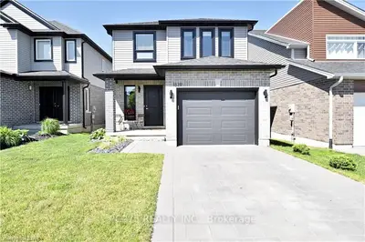 1839 FOXRIDGE Crescent, London North, ON N6G 0L7