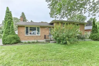 1248 VICTORIA Drive, London East, ON N5Y 4E4