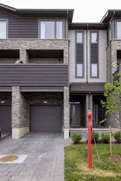 2144 Meadowgate Boulevard, London South, On N6m 0h5