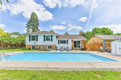 855 DALKEITH Crescent, London North, ON N5X 1S5