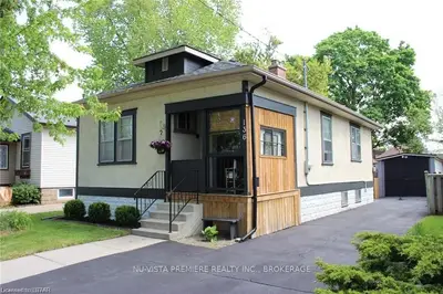 136 PINE LAWN Avenue, London East, ON N5Z 2R4