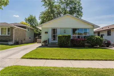 36 UPCOTT Crescent, London South, ON N6E 1S7