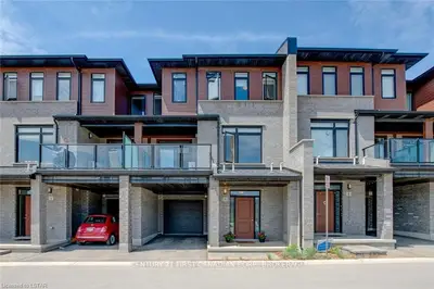 3260 SINGLETON Avenue 6, London South, ON N6L 037