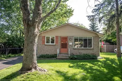 113 COTTONWOOD Crescent, London North, ON N6G 2Y7