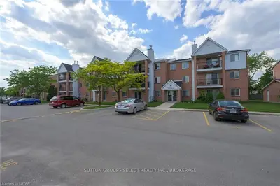 1096 JALNA Boulevard 39, London South, ON N6E 3B8