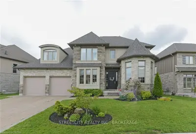 2719 Torrey Pines Way, London North, ON N6G 0K5