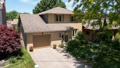 7 WESTRIDGE Place, London South, ON N6K 3R3