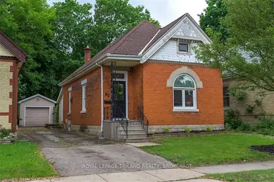 83 ELM Street, London East, ON N5Z 2K4