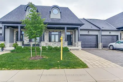 2215 CALLINGHAM Drive 34, London North, ON N6G 0P1