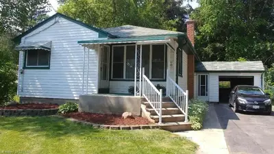 20 DELMAGE Avenue, London North, ON N6H 2H8