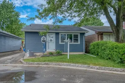 1886 CULVER Drive, London East, ON N5V 3K6