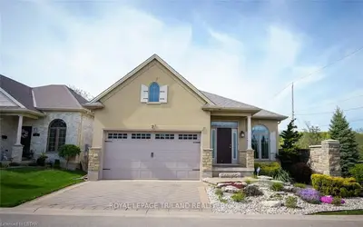 2615 COLONEL TALBOT Road 2, London South, ON N6K 5B4