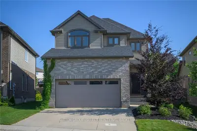 1777 BEAVERBROOK Avenue, London North, ON N6H 0E4