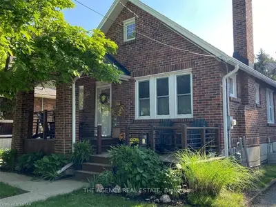 251 EDWARD Street, London South, ON N6C 3J7