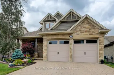 1630 SHORE Road 16, London South, ON N6K 5B9