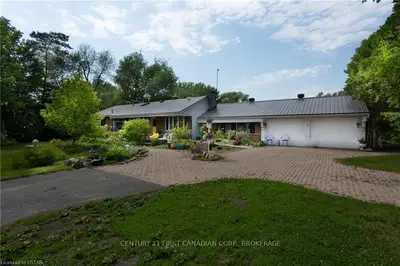 2762 COUNTRY ROAD 3 Road, Prince Edward County, ON K0K 1L0