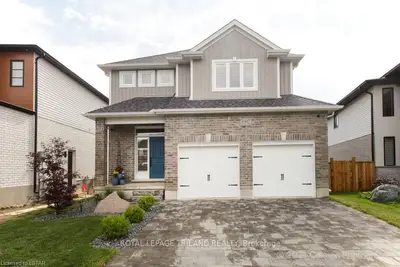 2427 TOKALA Trail, London North, ON N6G 0V6