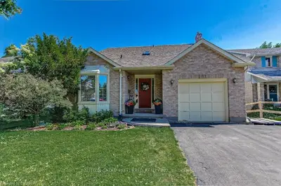 981 THISTLEDOWN Way, London North, ON N6G 4L5
