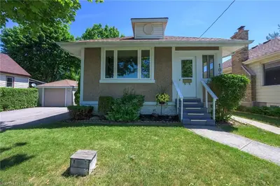 102 BOULLEE Street, London East, ON N5Y 1T7