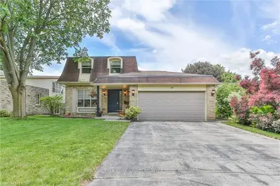 39 GATINEAU Crescent, London South, ON N6K 2Z8
