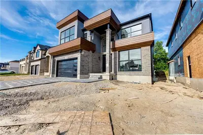 2114 IRONWOOD Road, London South, ON N6K 5C5