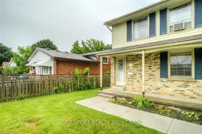 143 WELLESLEY Crescent A, London East, ON N5V 1J6