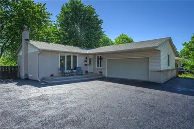 852 FARNHAM Road, London South, ON N6K 0E4