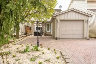 120 FOUR OAKS Crescent, London South, ON N6J 4B7