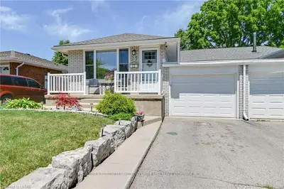 369 RIDGEWOOD Crescent, London South, ON N6J 3G8