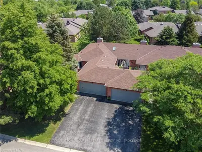65 Fiddlers Green Road 4, London North, ON N6H 4V5