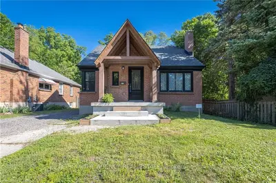 589 CHEAPSIDE Street, London East, ON N5Y 3X8
