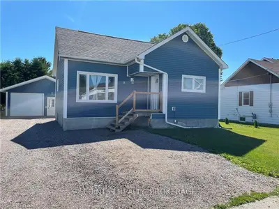 8 DUBEAU Road, West Nipissing, ON P0H 2M0