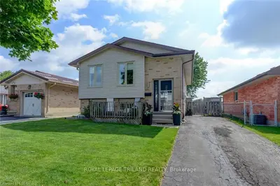 50 Erica Crescent, London South, ON N6E 3P4