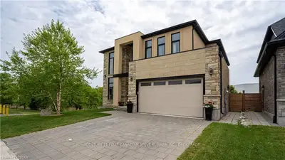 747 HICKORYRIDGE, London North, ON N6G 0M8