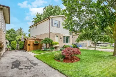 106 BLOOMSBURY Court, London East, ON N5V 3N8