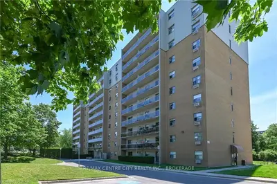 931 WONDERLAND Road S 212, London South, ON N6K 2X6