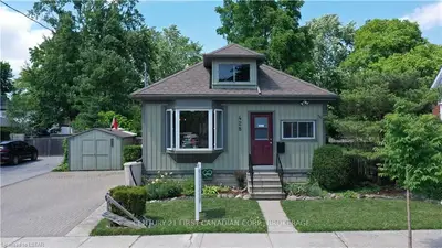 428 MOORE Street, London South, ON N6C 2C2