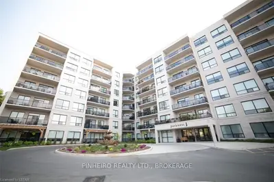 1200 COMMISSIONERS Road W 415, London South, ON N6K 1C7