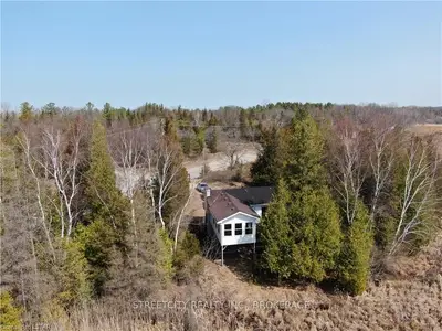 7323 OUTER Drive, Lambton Shores, ON N0M 2L0