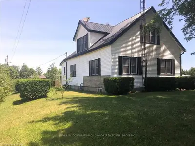 291 LOWER SIDE ROAD Road, Norfolk County, ON N0E 1G0