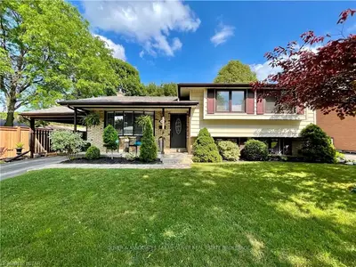 366 GRAND VIEW Avenue, London South, ON N6K 2T2