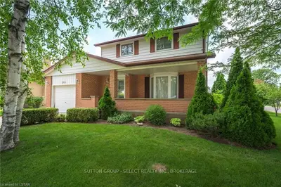 301 REMBRANDT Place, London South, ON N6C 5G9