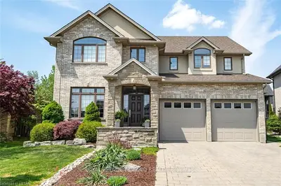 108 STAFFORDSHIRE Court, London North, ON N6H 0B9