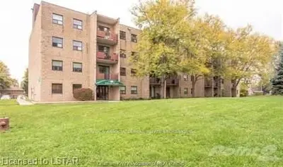 150 PARK Avenue E 302, Chatham-Kent, ON N7M 3V6