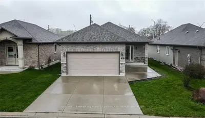 1430 HIGHBURY Avenue 5, London East, ON N5Y 6M4