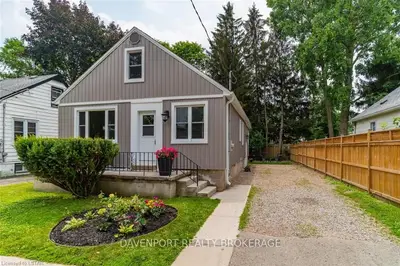 66 ROGERS Avenue, London North, ON N6H 1G7