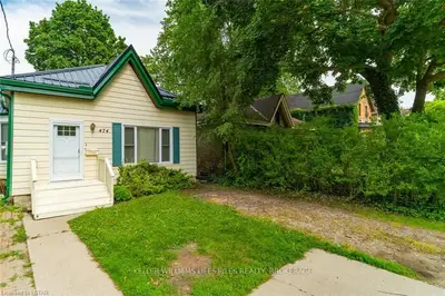 474 QUEBEC Street, London East, ON N5W 3Y5