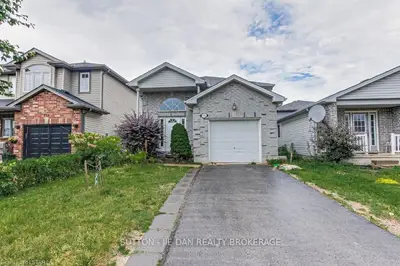 936 BLYTHWOOD Road, London North, ON N6H 5V1