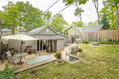 10 ELMWOOD Avenue, Lambton Shores, ON N0M 1T0