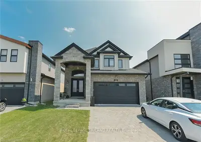 1240 MEDWAY PARK Drive, London North, ON N6G 0V6
